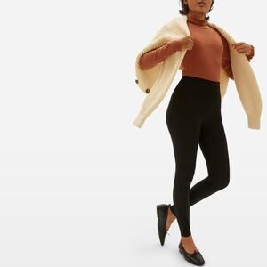 Everlane 'The Perform' Legging Size S